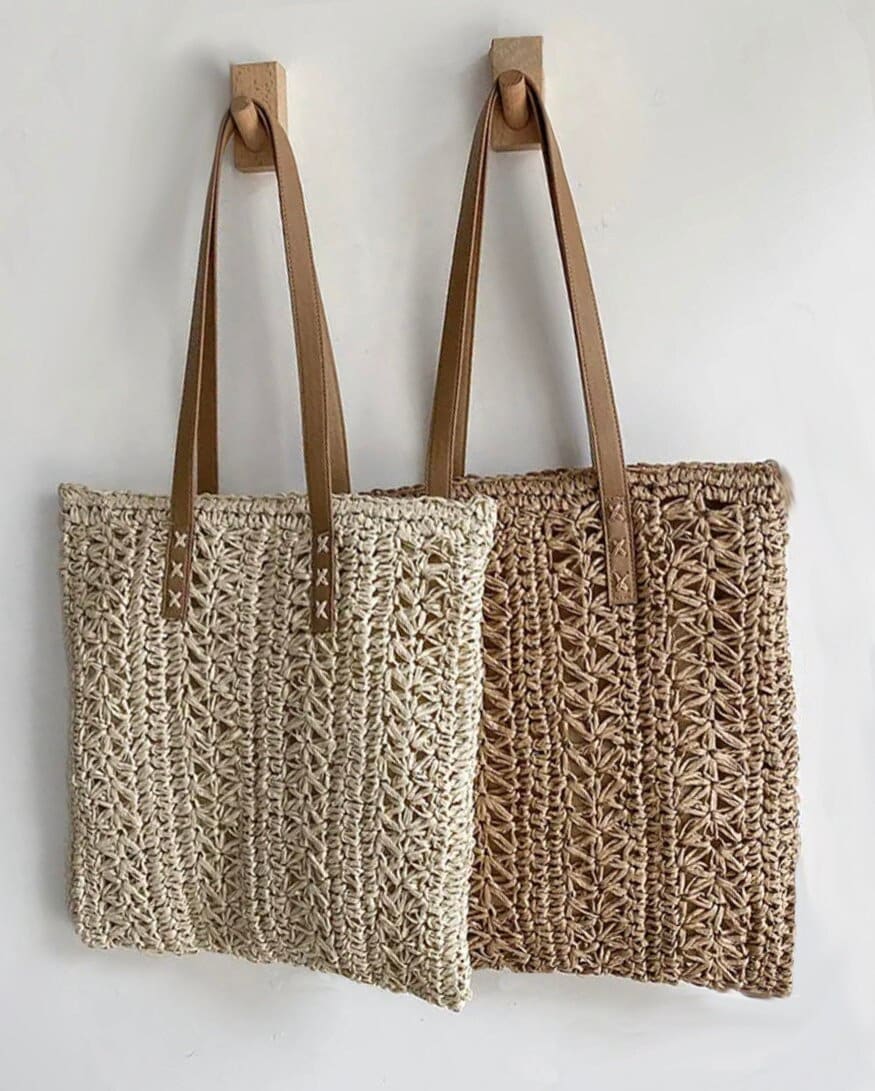 Summer Handbag | Beige | Raffia | Trendy Beach Bag | Woven Design | Shoulder bag | Zipper Closure